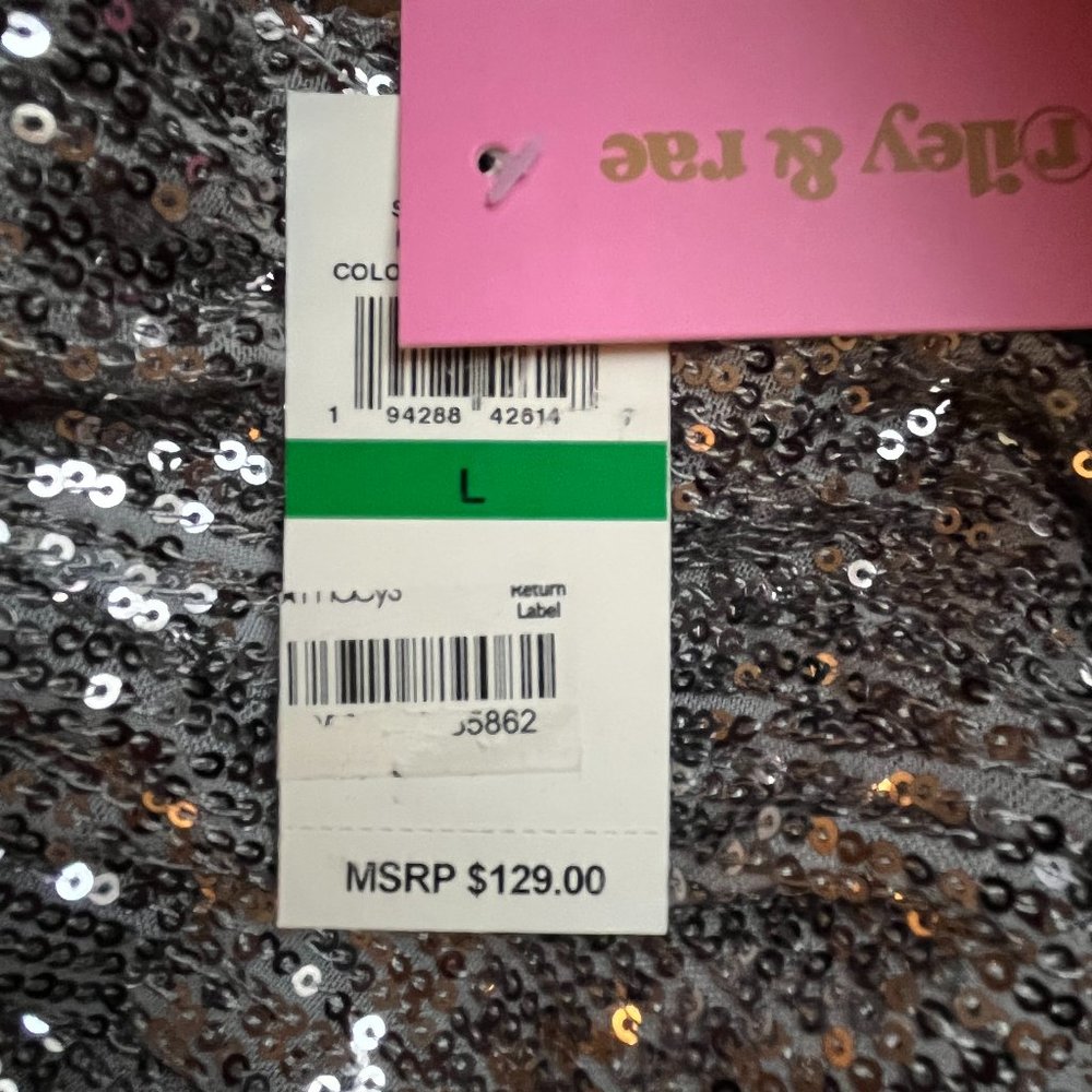 Silver Sequin Shacket Top by Riley and Rae NWT - Picture 6 of 6